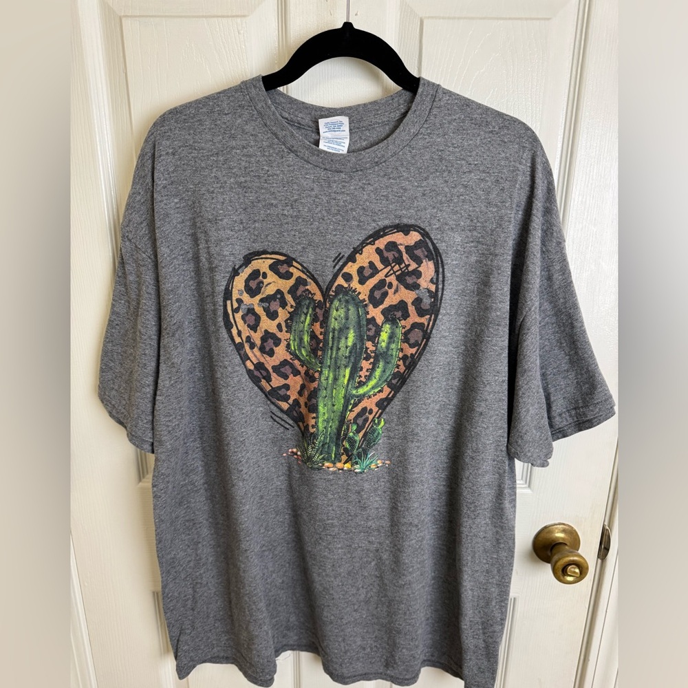 Women’s Leopard Print, Heart, Cactus T-shirt Size 2X